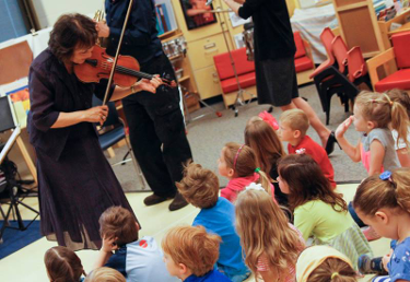 Kazuko performing